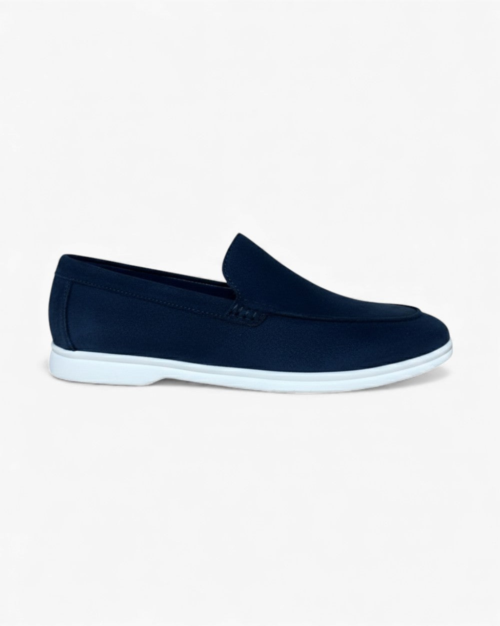 Low-profile loafer with lightweight sole